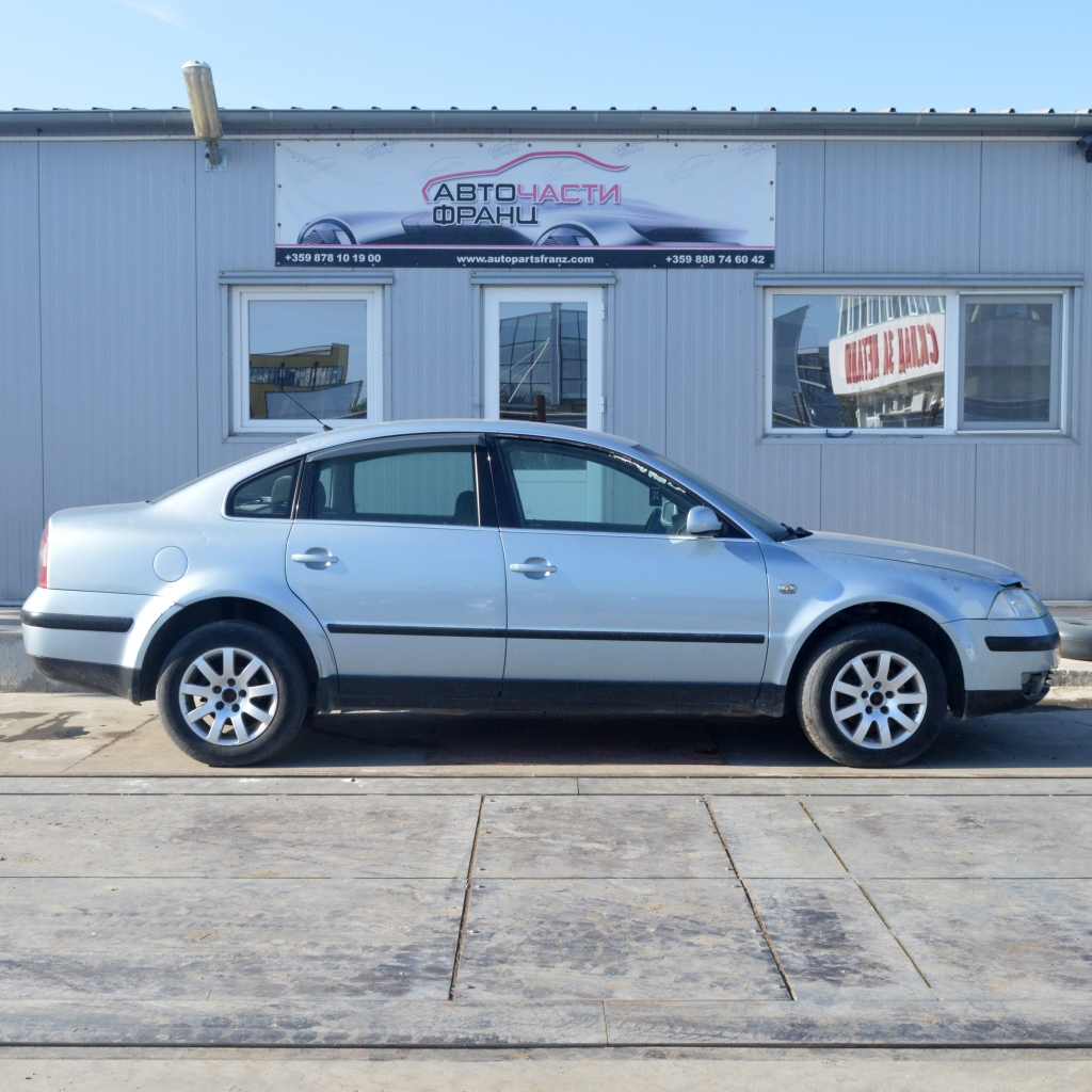 VW Passat 5 1.9 TDI 96 киловата 130 конски сили. Код на мотора AVF. Автоматична скоростна кутия. 15 цолови джанти.