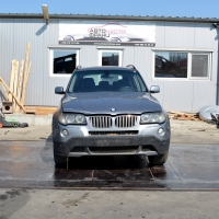 BMW X3 E83 2.0 D 110 киловата 150 конски сили. Код на мотора 204D4. Ръчна скоростна кутия 6 степена. Алуминиеви джанти 17 цола