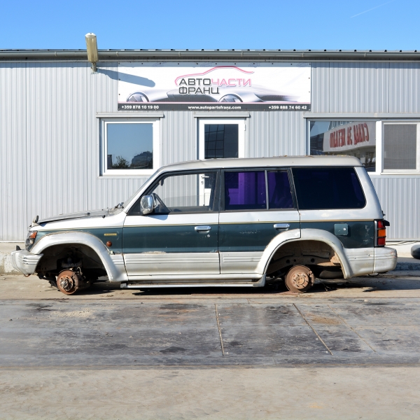 Mitsubishi Pajero II 2.5 TD 4WD 73 киловата 99 конски сили. Код на мотора 4D56