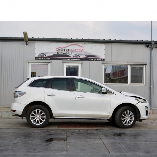 Mazda CX-7 2.2 MZR-CD 4WD 127 киловата 173 конски сили. Ръчна скоростна кутия 6 степенна Код на мотора R2AA. 17 цолови джанти