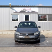 VW Golf 6 1.6 TDI 77 киловата 105 конски сили. Код на мотора CAY. Ръчна скоростна кутия 5 степенна.