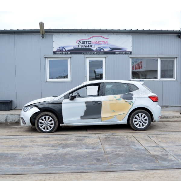 Seat Ibiza 1.0 TGI 66 киловата 90 конски сили. Код на мотора DBY 15 цолови джанти. Ръчна скоростна кутия 6 степенна