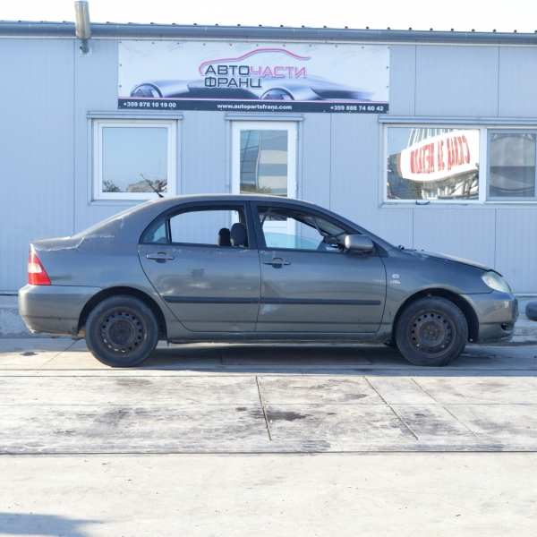Toyota Corolla 2.0 D 66 киловата 90 конски сили. Код на мотора 1CD. Ръчна скоростна кутия 5 степенна. 15 цолови джанти.