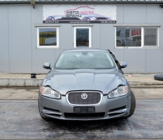 Jaguar XF 3.0 D 177 киловата 241 конски сили. Код на мотора 306DT. 18 цолови джанти. Jaguar XF 3.0 D 177 киловата 241 конски сили. Код на мотора 306DT. 18 цолови джанти.