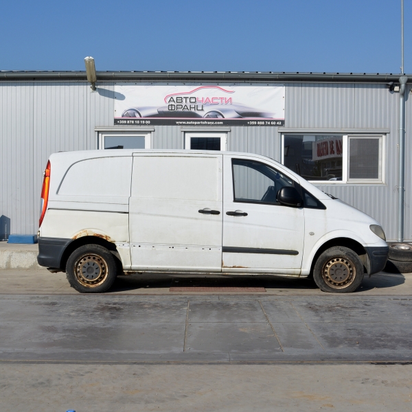 Mercedes Vito 2.2 CDI 110 киловата 150 конски сили. Код на мотора 646982. Ръчна скоростна кутия 6 степенна. 16 цолови джанти.