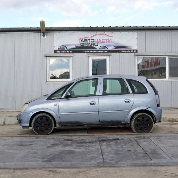 Opel Meriva A 1.7 CDTI 74 киловата 100 конски сили. Тип на мотора Z17DTH. Ръчна скоростна кутия 5 степенна. 15 цолови джанти