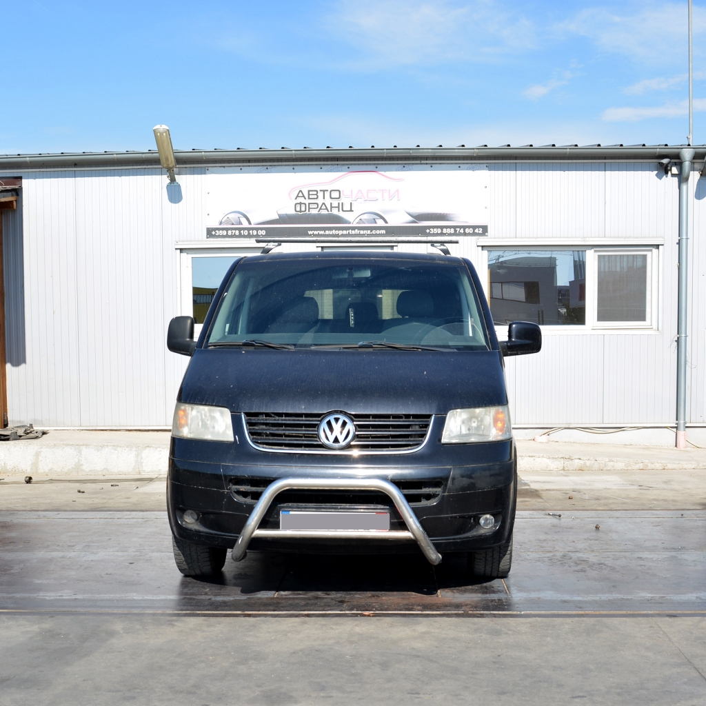 VW Transporter 2.5 TDI 96 киловата 130 конски сили. Автоматична скоростна кутия. 16 цолови джанти.