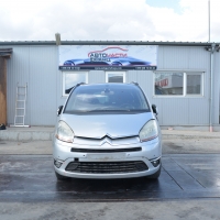 Citroen C4 Grand Picasso 2.0 HDI 100 киловата 136 конски сили. Код на мотора RHJ. 16 цолови джанти