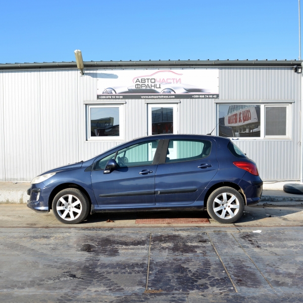 Peugeot 308 1.6 i 88 киловата 120 конски сили. Ръчна скоростна кутия 5 степенна. Код на мотора 5FW. 16 цолови джанти.