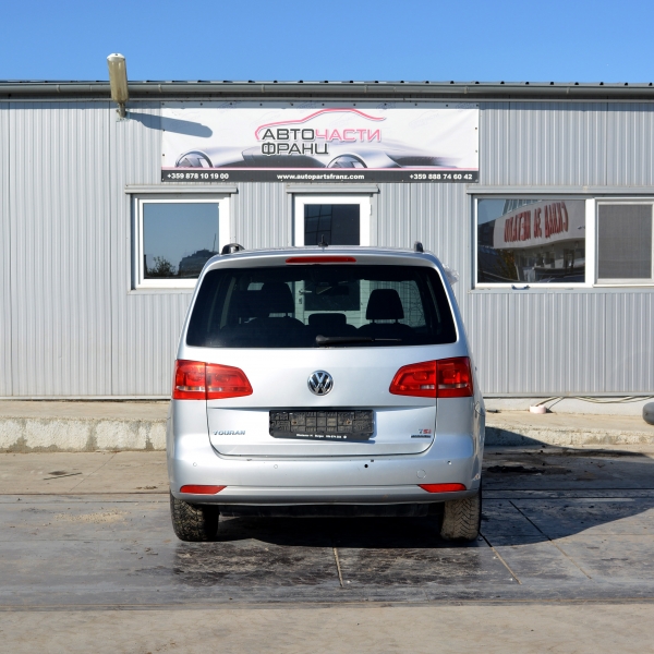 VW Touran 1.4 TSI 110 киловата 150 конски сили. Ръчна скоростна кутия 6 степена. Код на мотора CDGA. 16 цолови джанти
