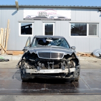 Mercedes E class W211 3.5 I 200 киловата 272 конски сили. Код на мотора 272.964. Автоматична скоростна кутия. Алуминиеви джанти 16 цола