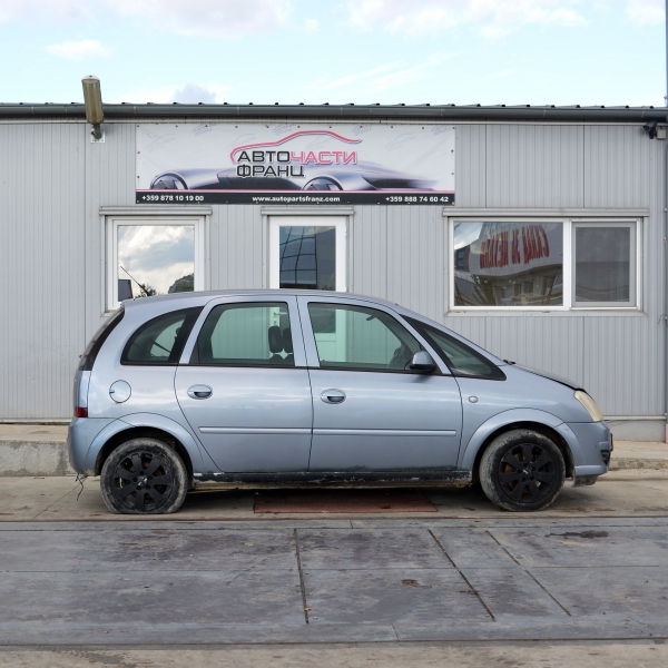 Opel Meriva A 1.7 CDTI 74 киловата 100 конски сили. Тип на мотора Z17DTH. Ръчна скоростна кутия 5 степенна. 15 цолови джанти