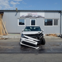 Kia Rio 1.2 i 62 киловата 84 конски сили. Код на мотора G4LF. Ръчна скоростна кутия 5 степенна. 15 цолови джанти.