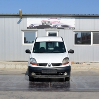 Renault Kangoo 1.5 DCI 42 киловата 57 конски сили. Код на мотора K9K704. Ръчна скоростна кутия 5 степенна 14 цолови джанти