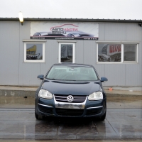 VW Jetta  1.9 TDI 77 киловата 105 конски сили. Код на мотора BKC. Ръчна скоростна кутия 5 степенна. 16 цолови джанти.