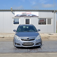 Opel Vectra C 1.9 CDTI 110 киловата 150 конски сили. Ръчна скоростна кутия 6 степенна. Тип на мотора Z19DTH. 15 цолови джанти