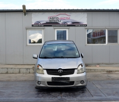 Toyota Corolla Verso 2.0 D-4D 66 киловата 90 конски сили. Код на мотора 1CD. Ръчна скоростна кутия 5 степенна. 15 цолови джанти Toyota Corolla Verso 2.0 D-4D 66 киловата 90 конски сили. Код на мотора 1CD. Ръчна скоростна кутия 5 степенна. 15 цолови джанти