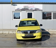 Dacia Logan 1.6 i 64 киловата 87 конски сили. Ръчна скоростна кутия 5 степенна. Код на мотора K7M710. 15 цолови джанти. Dacia Logan 1.6 i 64 киловата 87 конски сили. Ръчна скоростна кутия 5 степенна. Код на мотора K7M710. 15 цолови джанти.
