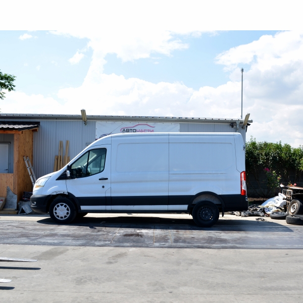 Ford Transit 2.0 EcoBlue 96 киловата 130 конски сили. Код на мотора BKFB.Ръчна скоростна кутия 6 степенна. 16 цолови джанти