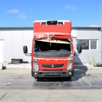 Renault Maxity 2.5 DCI 107 киловата 145 конски сили. Код на мотора YD25. 15 цолови джанти. Ръчна скоростна кутия 6 степенна.