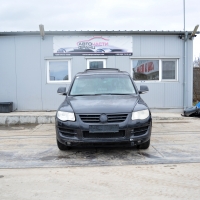 VW Touareg 3.0 TDI 176 киловата 240 конски сили. Код на мотора CASA. 17 цолови джанти.