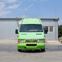 Iveco Daily 2.8 D 78 киловата 106 конски сили. Ръчна скоростна кутия 5 степенна. 15 цолови джанти. Код на мотора 8140.43S