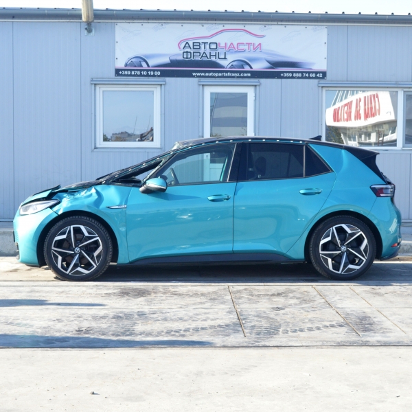 VW ID.3 Pro S 150 киловата 204 конси сили. Код на мотора EBJA. 19 цолови джанти.