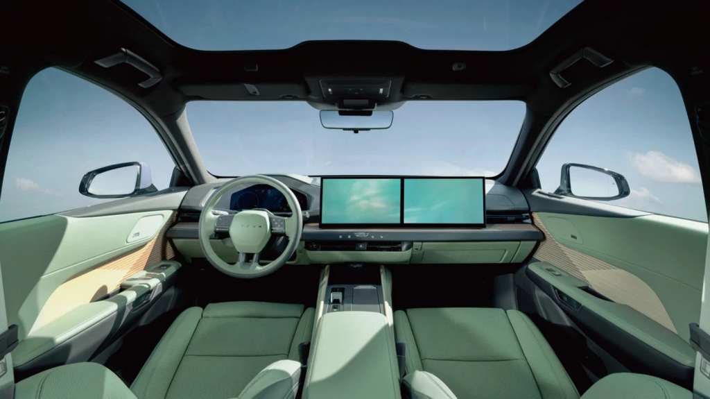 Представяне на новия Lexus ES: сега това е петметров електрически автомобил с два огромни екрана