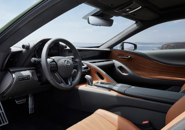 Представиха новото купе Lexus LC 500 в спецсерия Inspiration