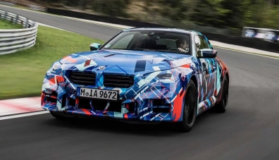 Новото поколение на BMW M2 може да получи версия със задвижване на всички колела