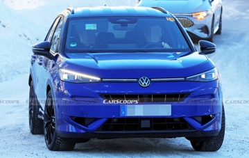 Volkswagen подготвя дебюта на новия „горещ“ кросоувър T-Roc R