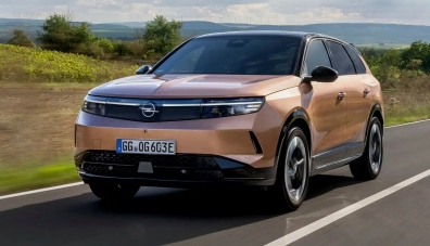 Новият кросоувър Opel Grandland е с увеличен пробег 