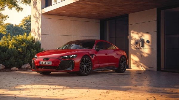 Електрическият седан Audi e-tron GT вече има най-достъпната версия