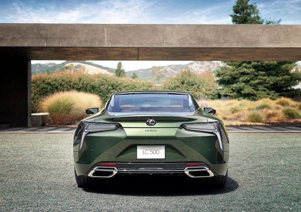 Представиха новото купе Lexus LC 500 в спецсерия Inspiration