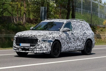 Audi подготвя флагмански SUV Q9 с три реда седалки