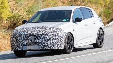 Новият Peugeot 308 е забелязан по време на тестове