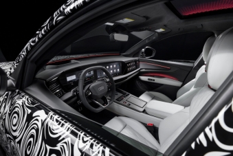 Audi разкри интериора на големия кросоувър Q9