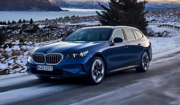 Новото комби BMW Серия 5 има каросерия, по-дълга от пет метра