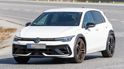 Volkswagen подготвя новото поколение T-Roc R – тестови снимки вече са онлайн