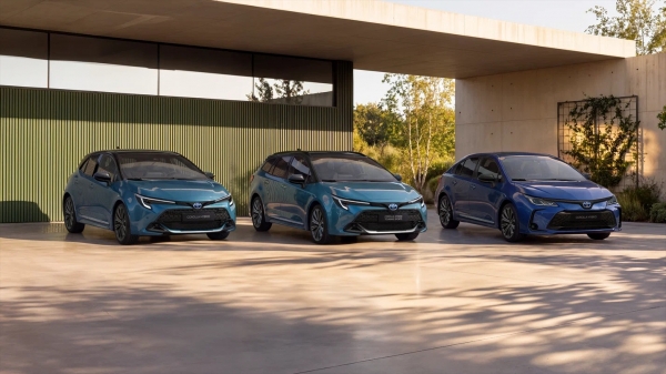 Европейската Toyota Corolla ще получи юбилейна версия за три типа каросерия