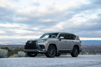 Lexus LX 2026 получи нов стайлинг-пакет и свежи цветове