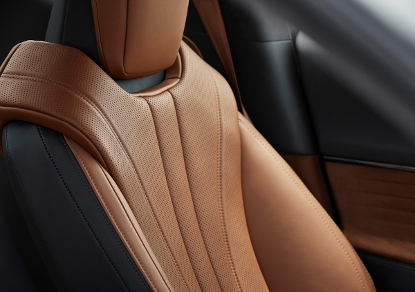 Представиха новото купе Lexus LC 500 в спецсерия Inspiration