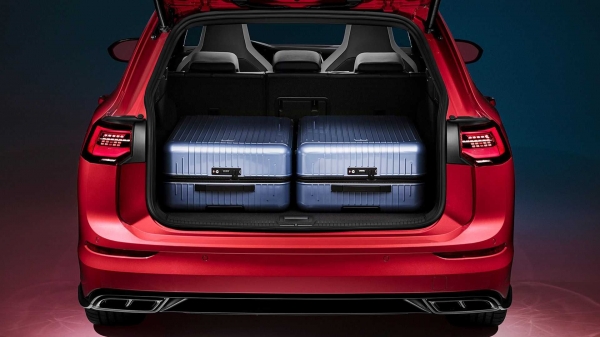 Новият Golf има версия „комби“