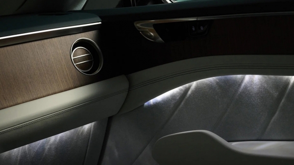 Bentley разработи уникални материали за облицовка за първия си електрически автомобил