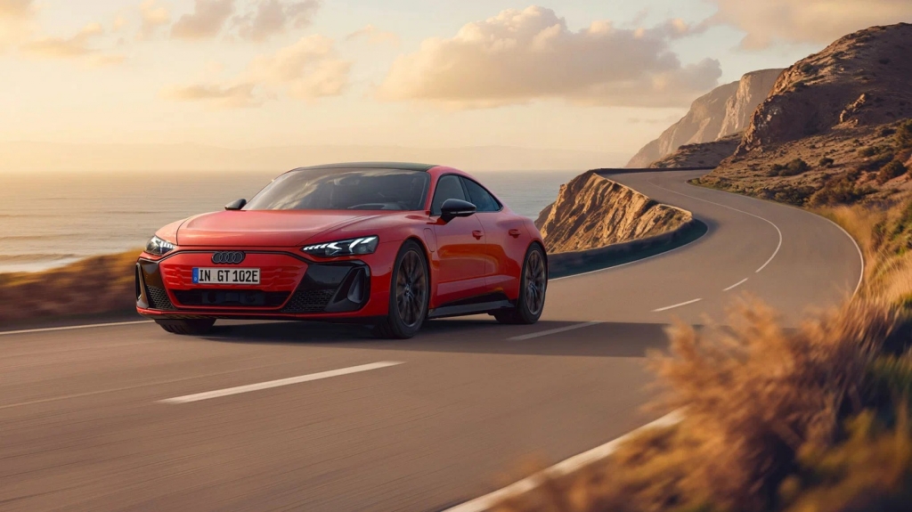 Електрическият седан Audi e-tron GT вече има най-достъпната версия