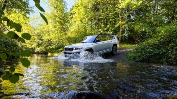 Jeep Grand Cherokee получи турбочетворка, по-мощна от настоящия V6