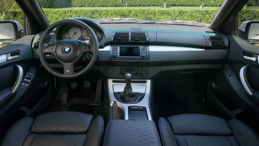 Новото BMW X5 ще запази своя V8 двигател и ще се предлага в няколко мощни версии