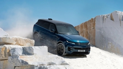 Показаха задвижвания от батерии Range Rover Sport