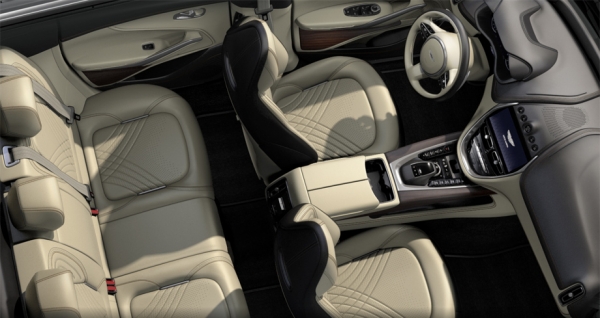 В първия кросоувър на Aston Martin може да добавят още няколко места за сядане