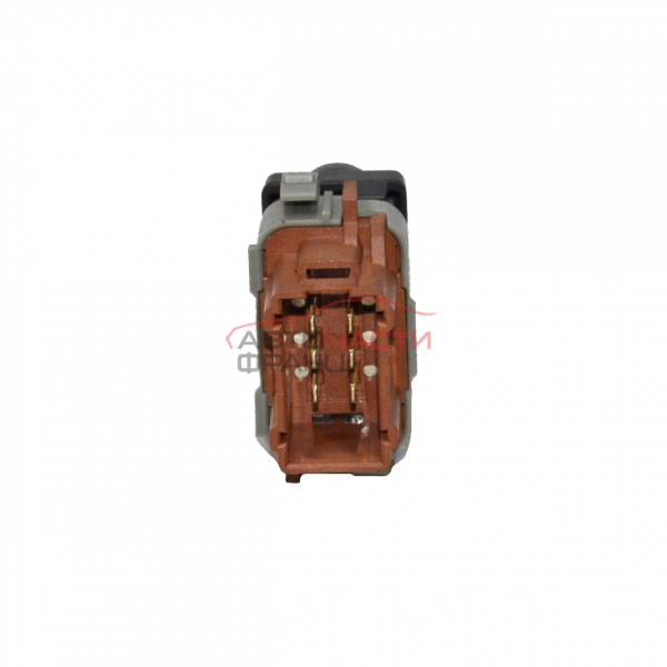 Бутон подгрев дясна седалка Nissan Qashqai 2.0 i 141 конски сили